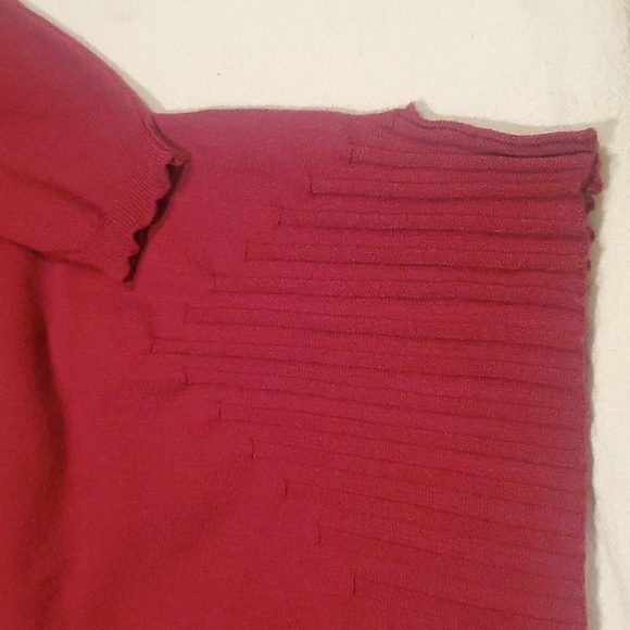Bolide I... Long Slv Burgandy Sz XS (XL?) Sweater With Unique Design Bottom Hem - Picture 11 of 11